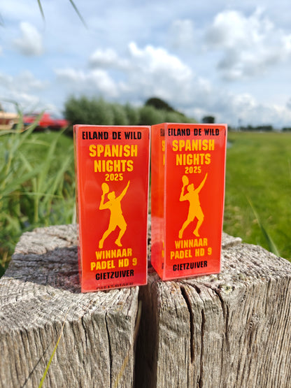 Sportbokaal gepersonaliseerd