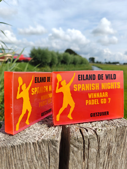 Sportbokaal gepersonaliseerd