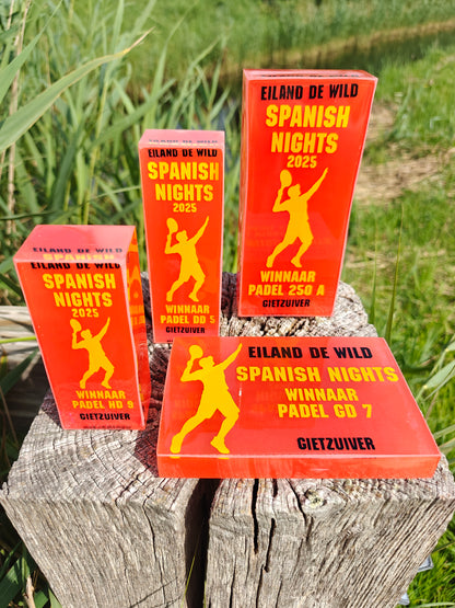 Sportbokaal gepersonaliseerd